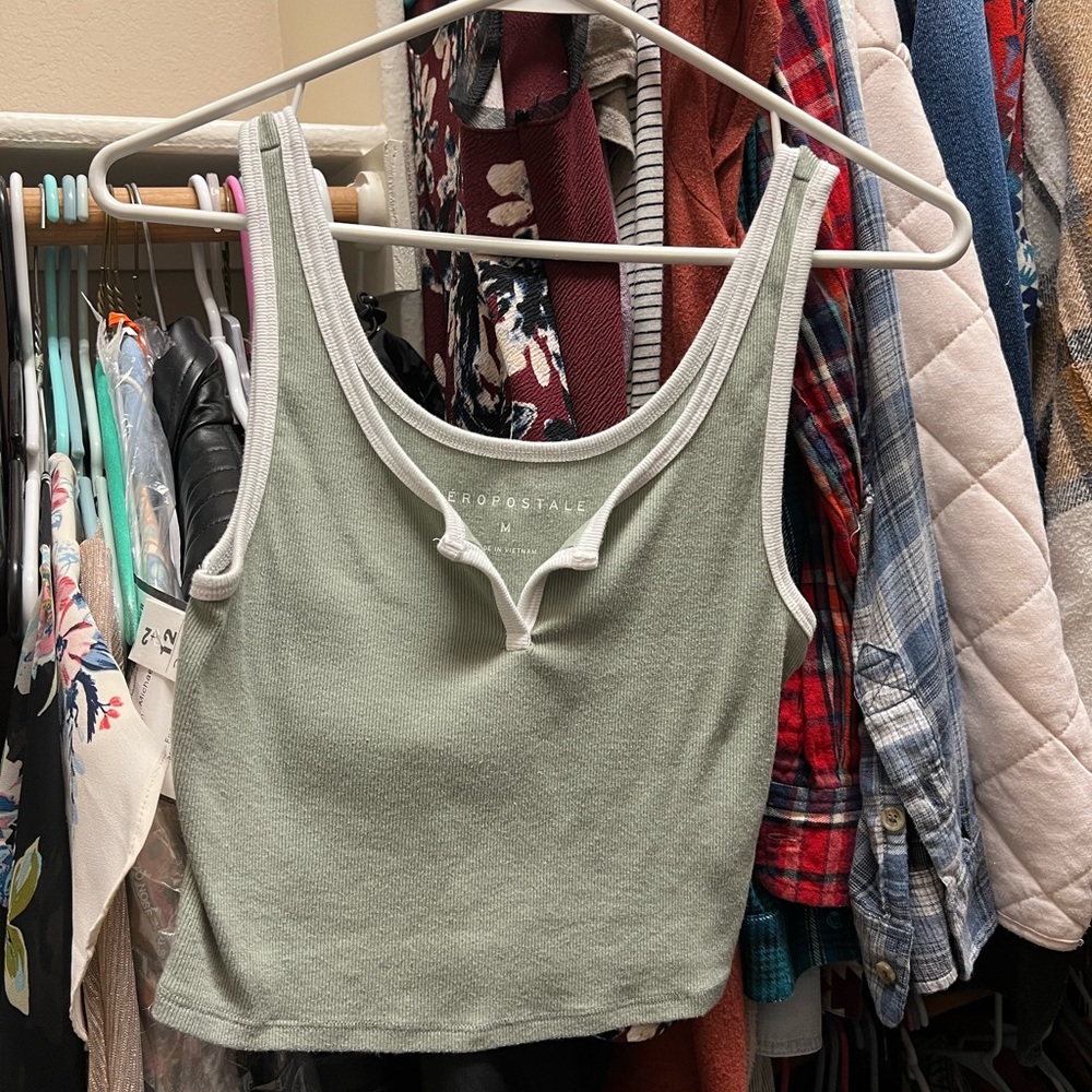 Aeropostale sage green crop top